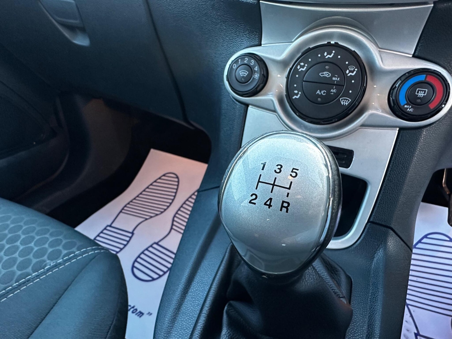 Used Ford Fiesta 2012 for sale - 76850045: Photo 19