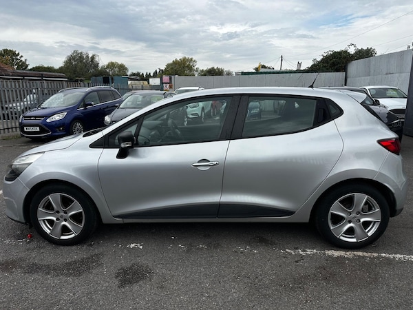 Used Renault Clio 2014 for sale - 76250945: Photo 4
