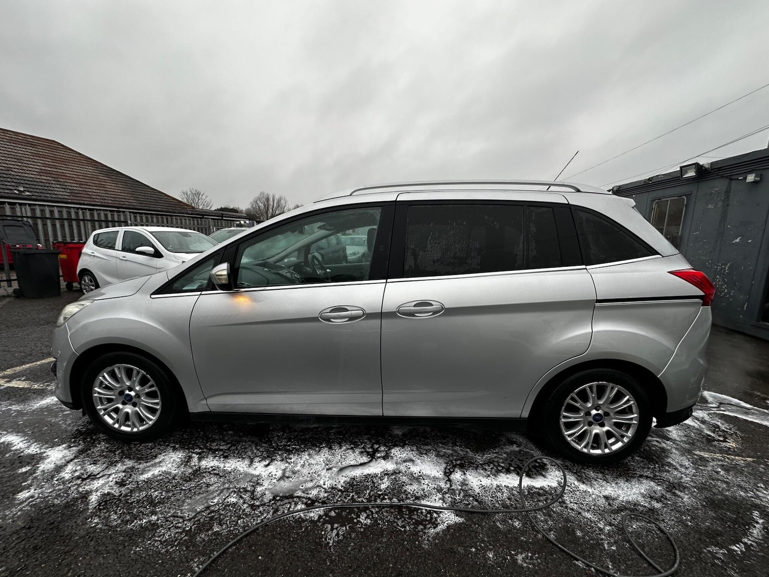 Used Ford Grand C-Max 2011 for sale - 77144379: Photo 4