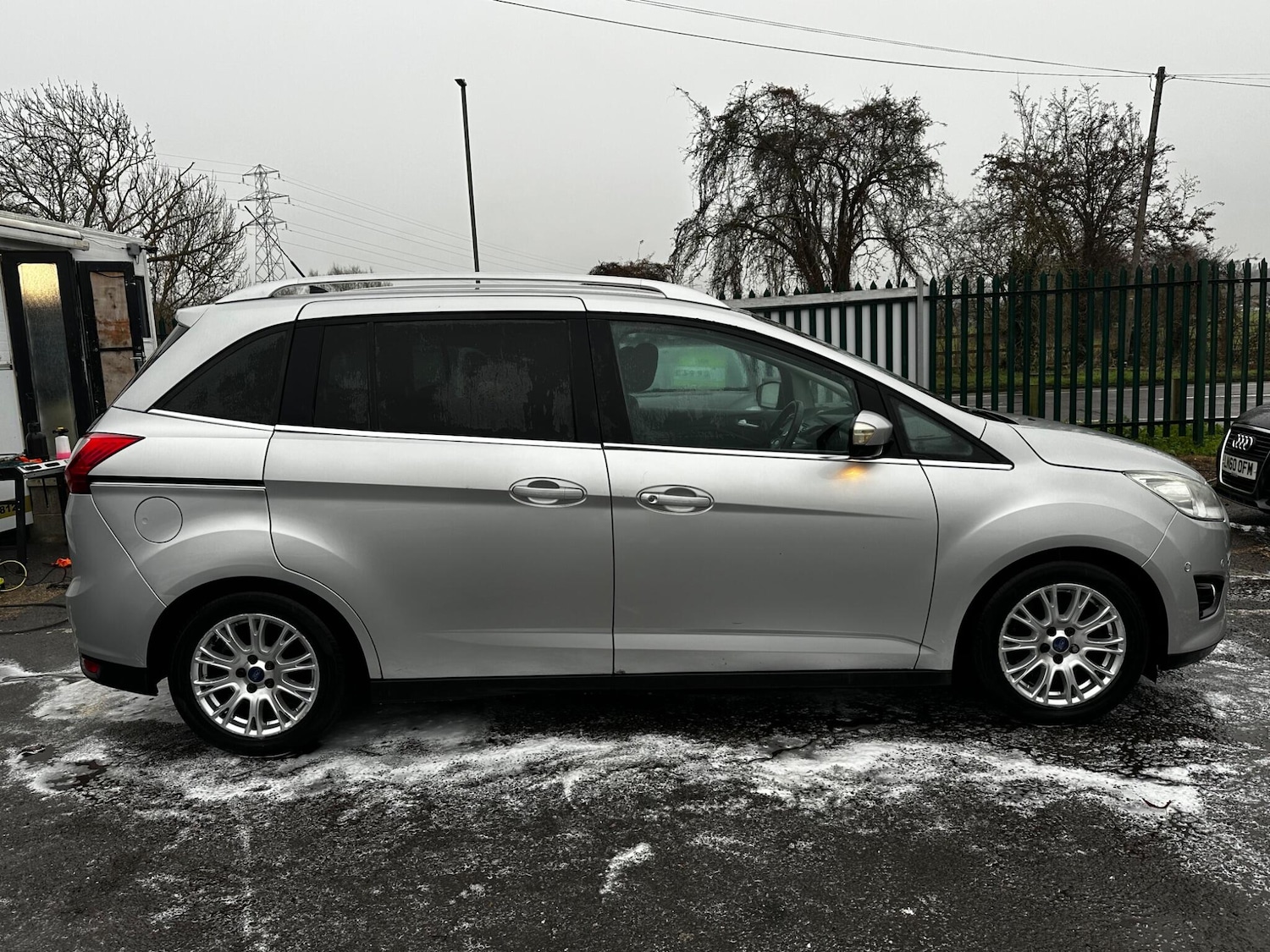 Used Ford Grand C-Max 2011 for sale - 77144379: Photo 8