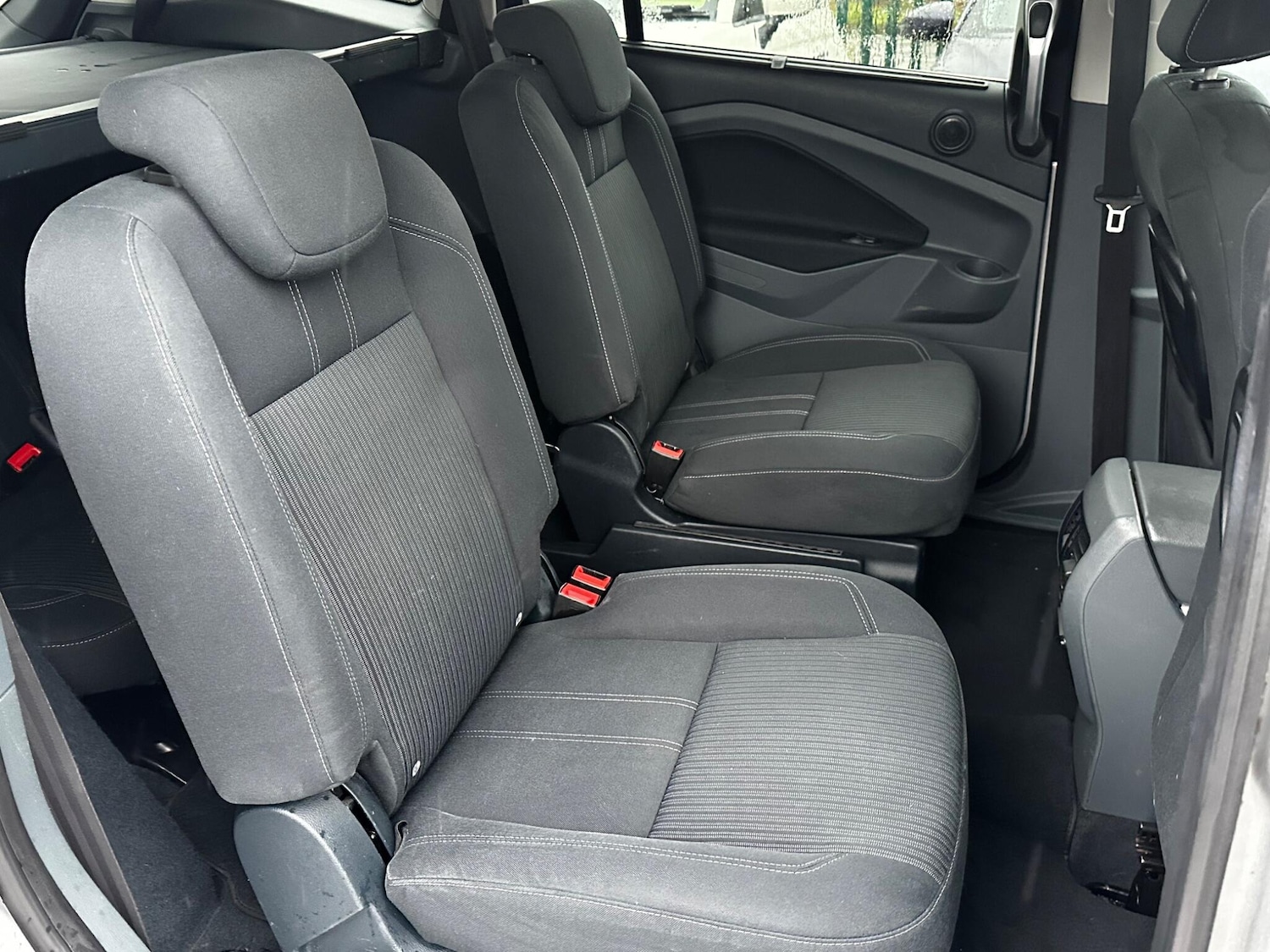 Used Ford Grand C-Max 2011 for sale - 77144379: Photo 9