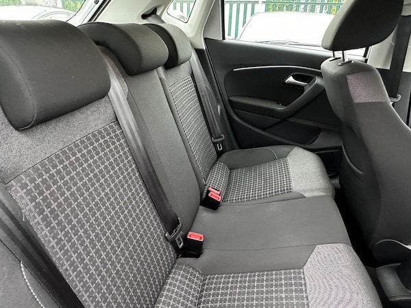 Used Volkswagen Polo 2015 for sale - 76270864: Photo 11