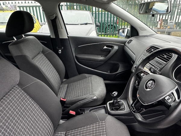 Used Volkswagen Polo 2015 for sale - 76270864: Photo 15