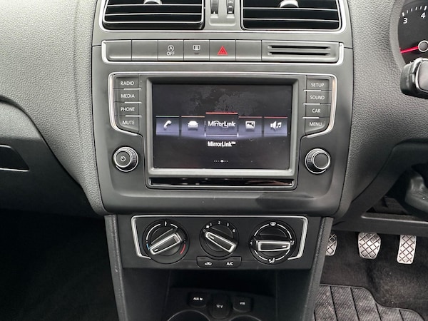 Used Volkswagen Polo 2015 for sale - 76270864: Photo 22