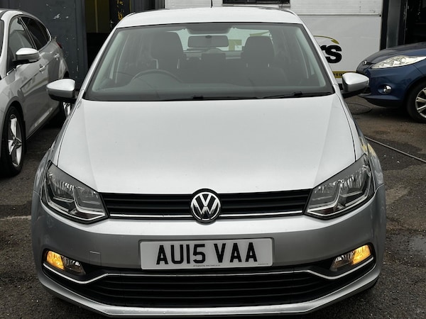 Used Volkswagen Polo 2015 for sale - 76270864: Photo 3