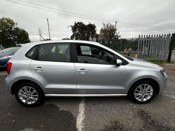 Used Volkswagen Polo 2015 for sale - 76270864: Photo 9