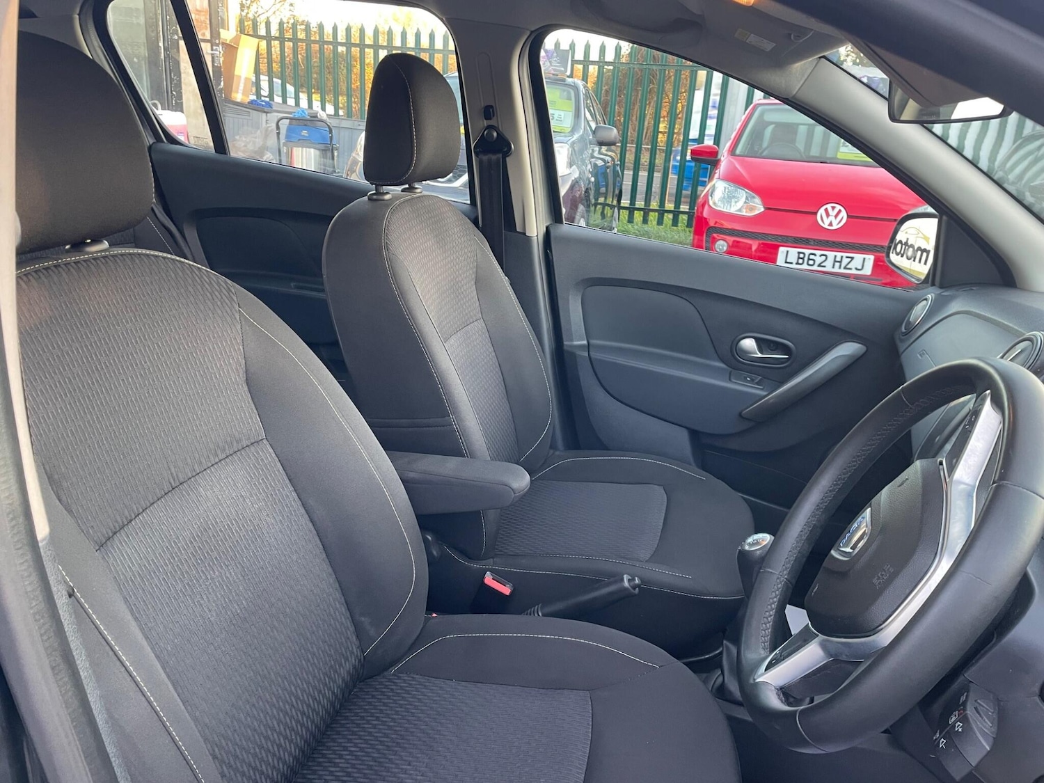 Used Dacia Sandero 2017 for sale - 76994706: Photo 11