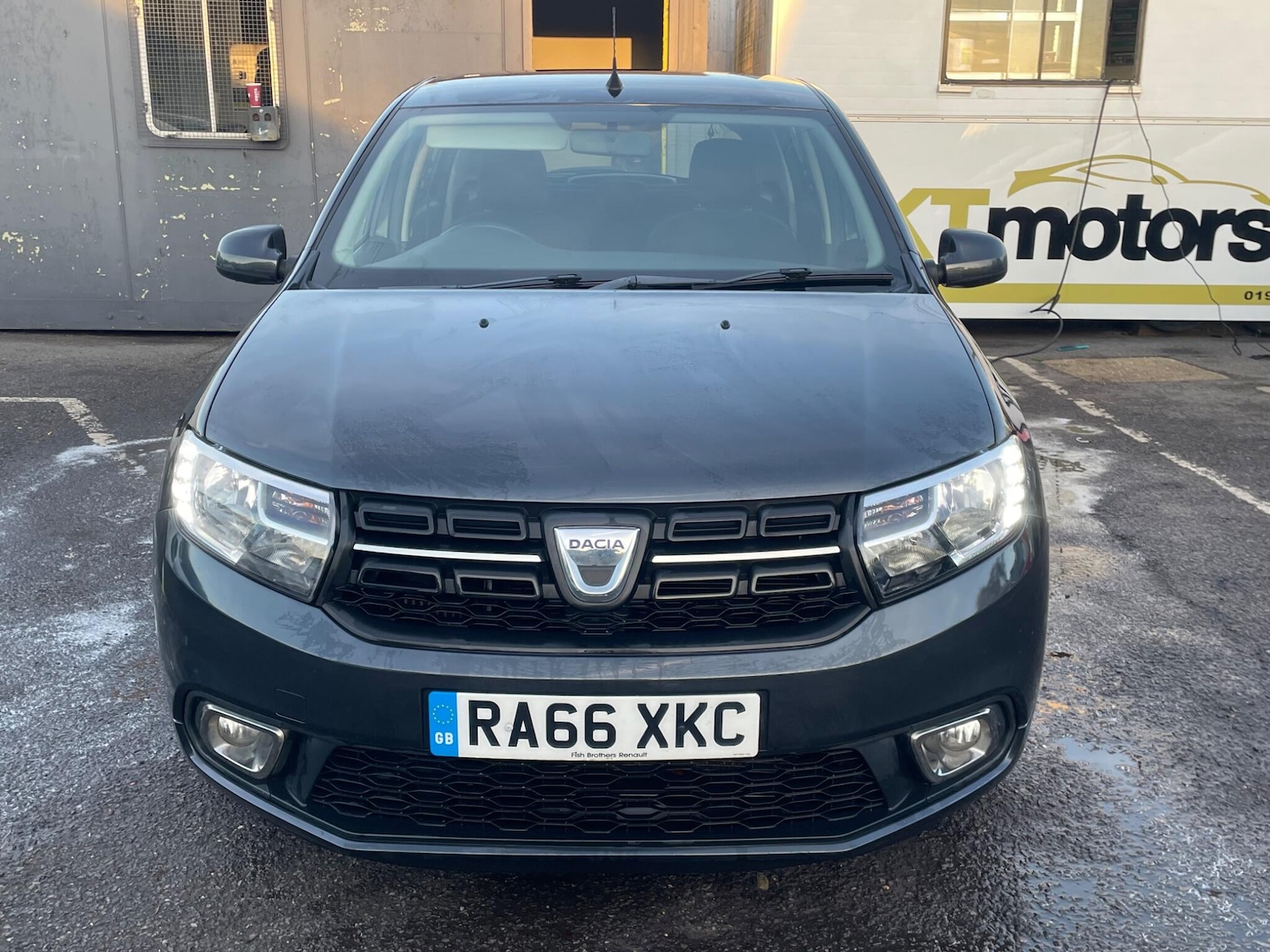 Used Dacia Sandero 2017 for sale - 76994706: Photo 4