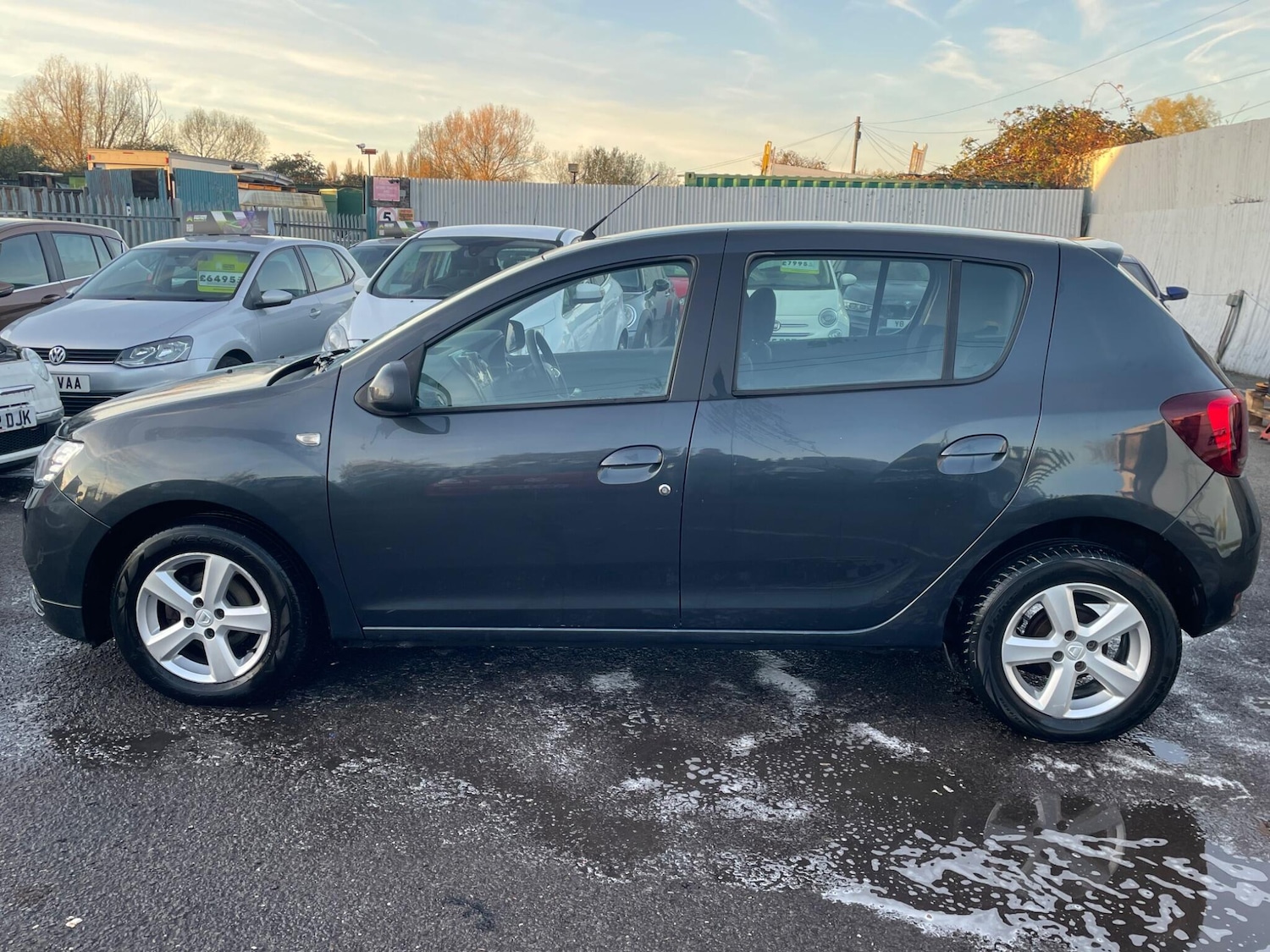 Used Dacia Sandero 2017 for sale - 76994706: Photo 6