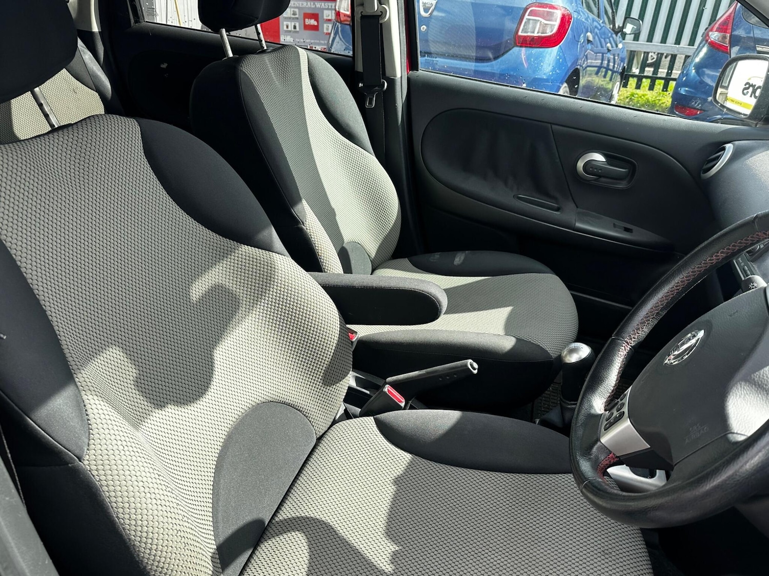 Used Nissan Note 2011 for sale - 76189396: Photo 15