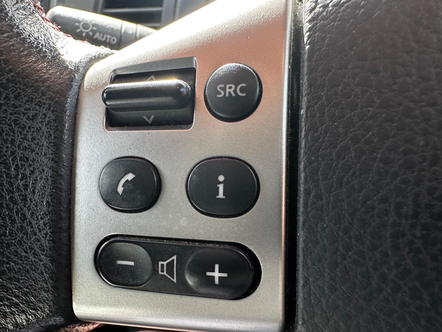 Used Nissan Note 2011 for sale - 76189396: Photo 16