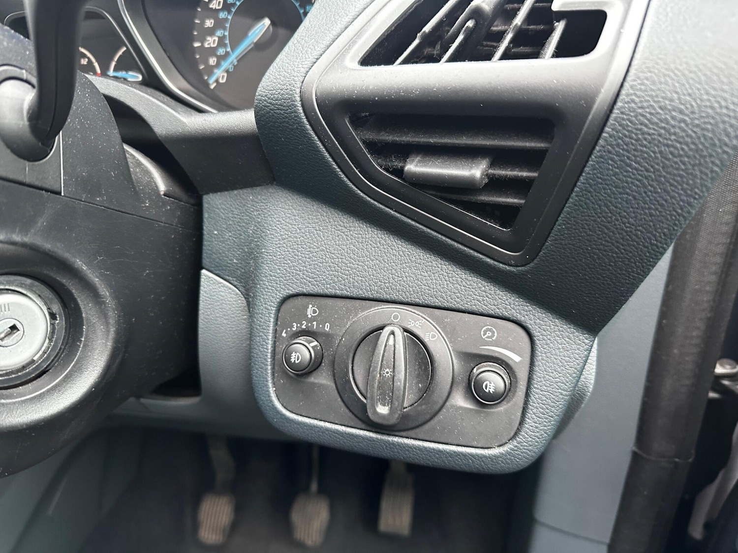 Used Ford C-Max 2011 for sale - 77585964: Photo 13