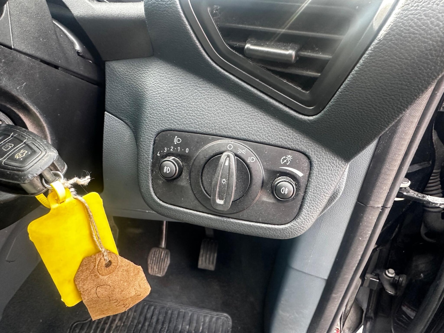 Used Ford C-Max 2015 for sale - 77898157: Photo 12