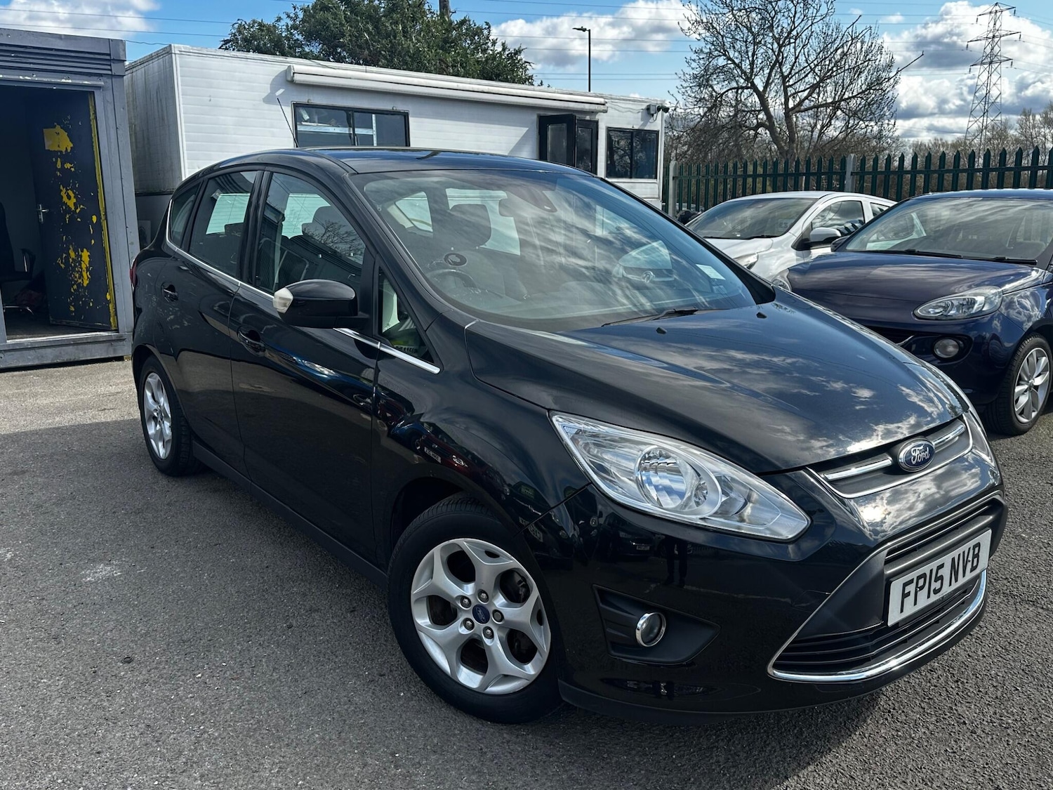 Used Ford C-Max 2015 for sale - 77898157: Photo 2