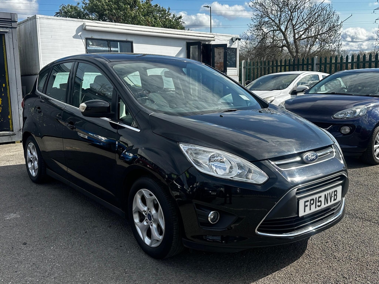 Used Ford C-Max 2015 for sale - 77898157: Photo 3