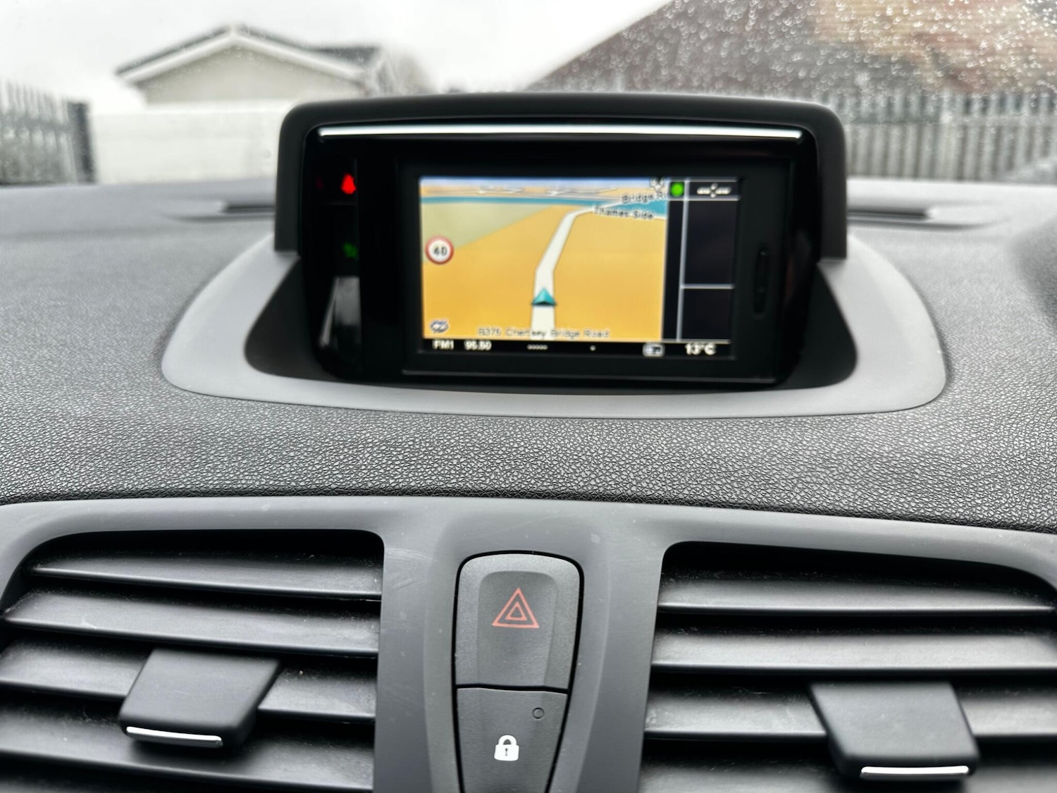 Used Renault Megane 2015 for sale - 77696506: Photo 16