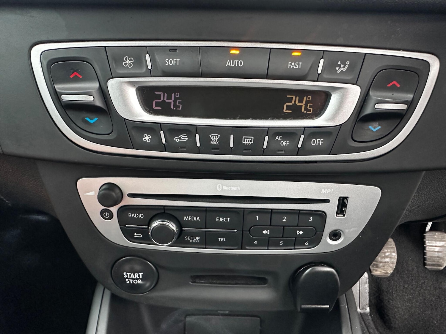 Used Renault Megane 2015 for sale - 77696506: Photo 20