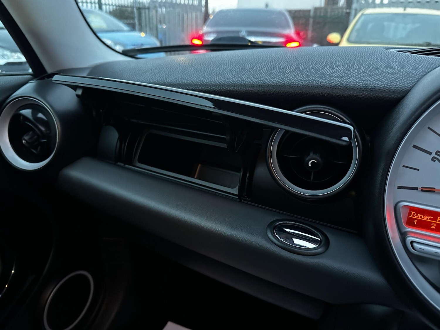 Used MINI Hatch 2009 for sale - 76619960: Photo 15