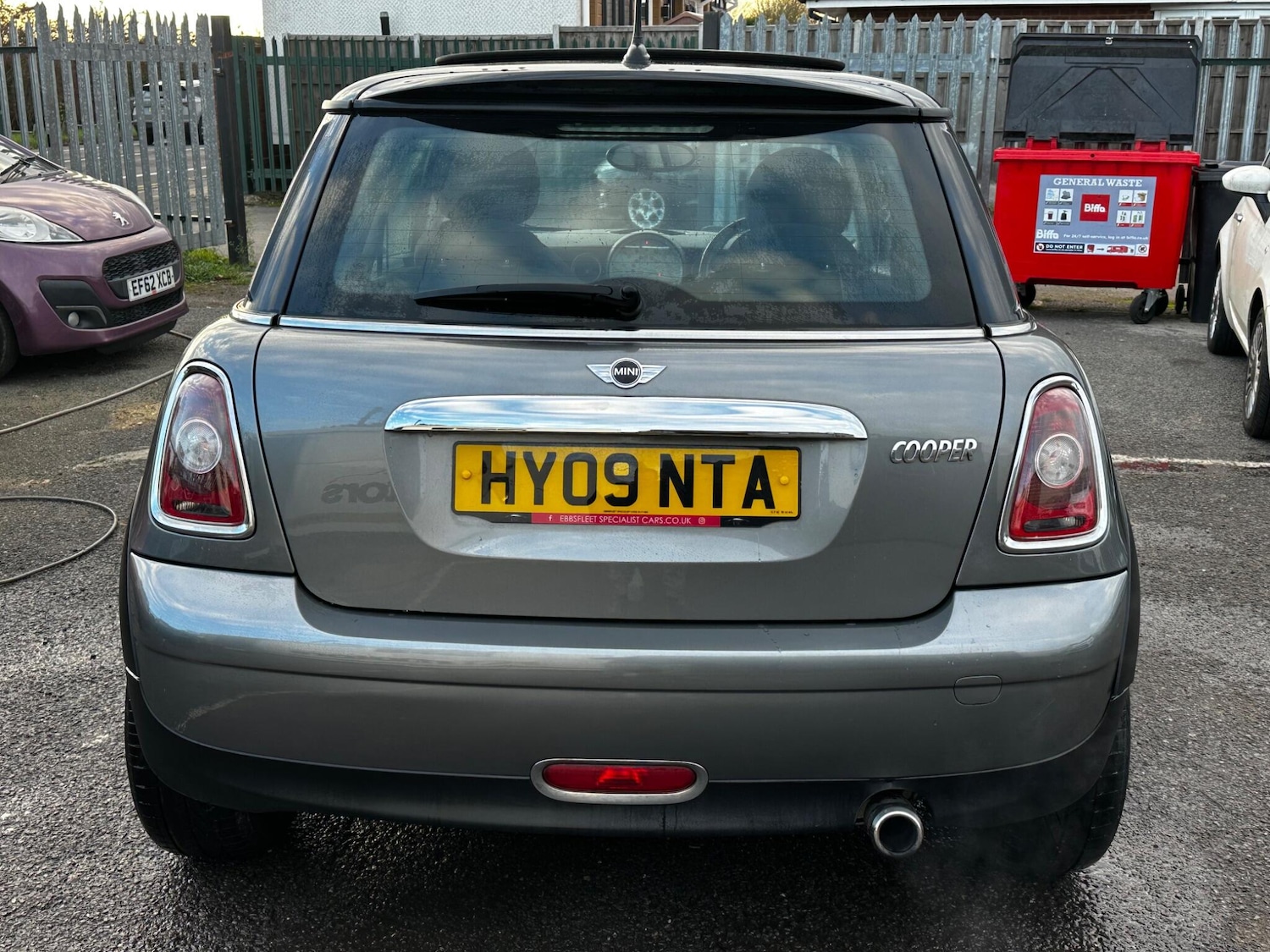 Used MINI Hatch 2009 for sale - 76619960: Photo 6