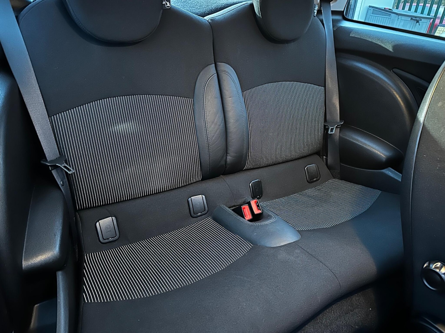 Used MINI Hatch 2009 for sale - 76619960: Photo 8