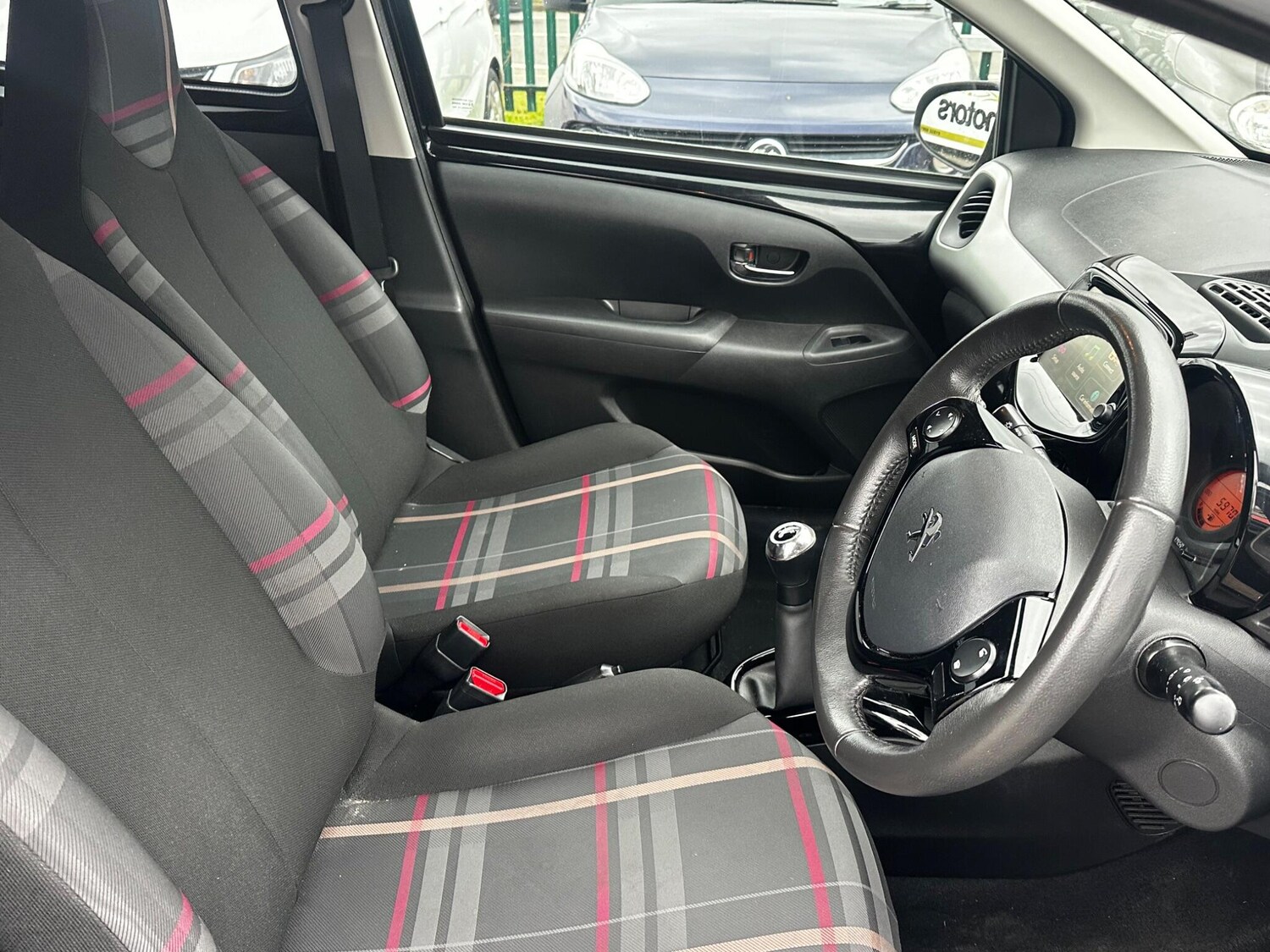 Used Peugeot 108 for sale - 77684249: Photo 20