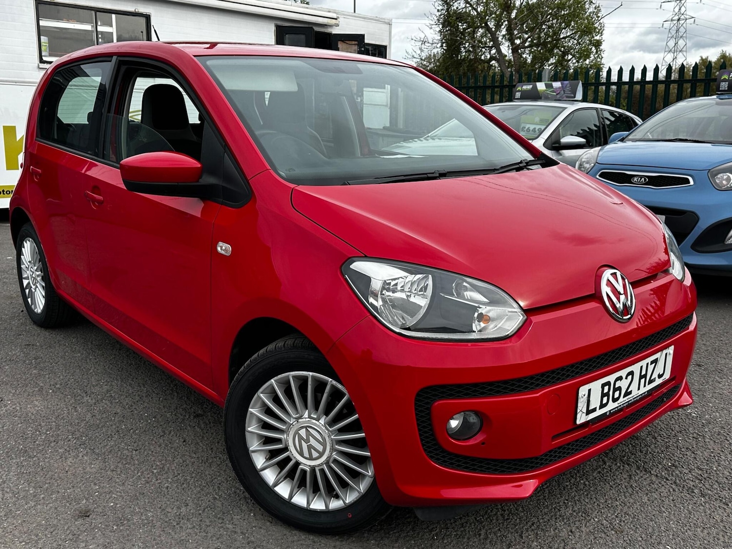Used Volkswagen up! 2012 for sale - 76381317: Photo 1