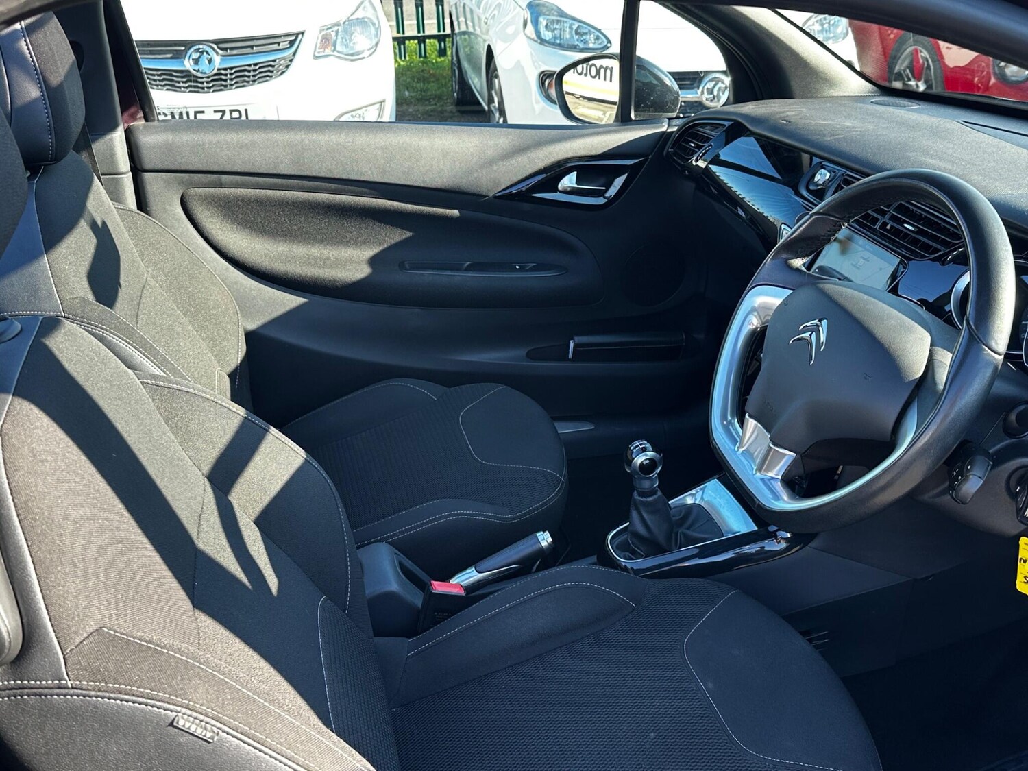 Used DS Automobiles DS 3 Cabrio for sale - 78115741: Photo 16