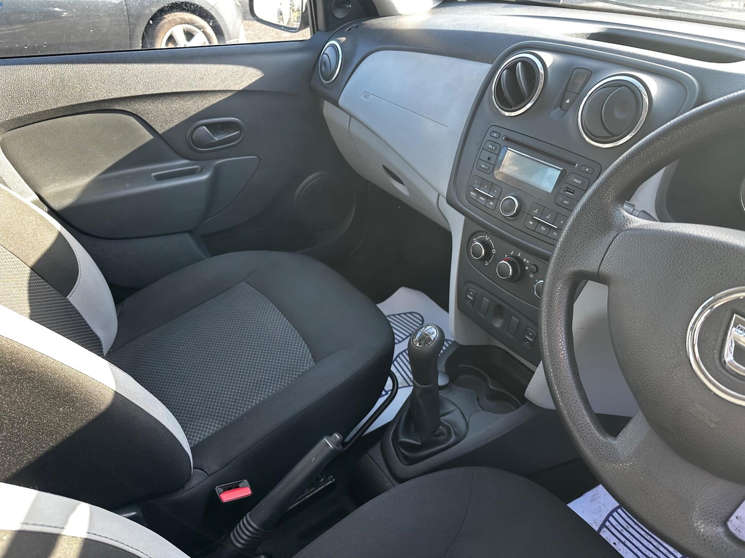 Used Dacia Sandero 2014 for sale - 78048223: Photo 10