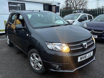 Used Dacia Sandero 2016 for sale - 77291573: Photo