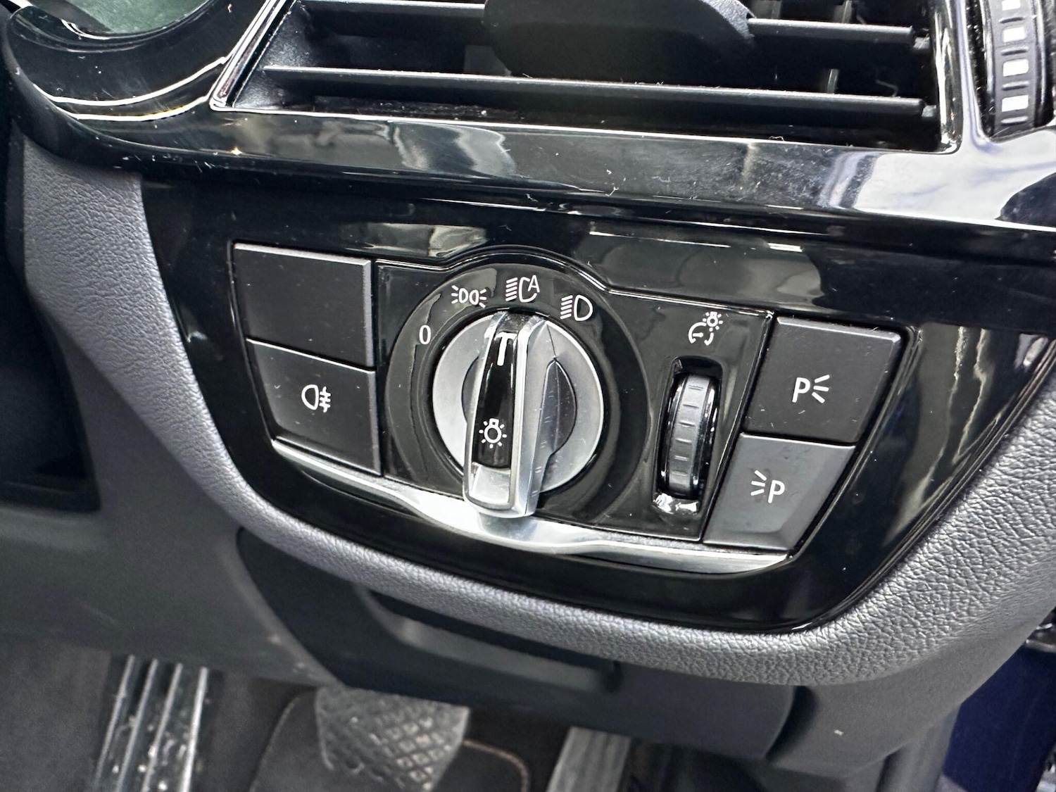 Used BMW 5 Series 2018 for sale - 77331640: Photo 22