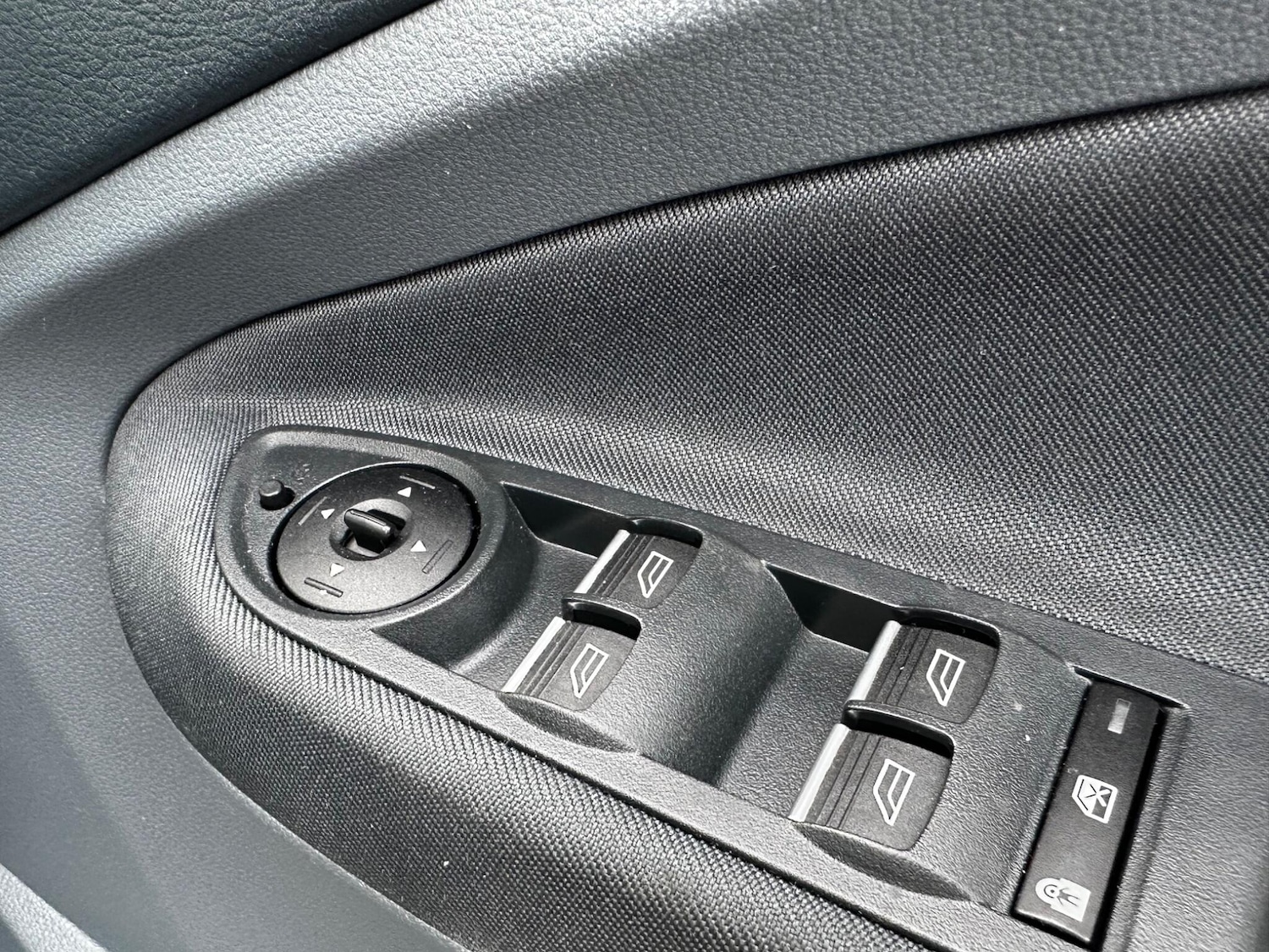 Used Ford Grand C-Max 2015 for sale - 76486000: Photo 11