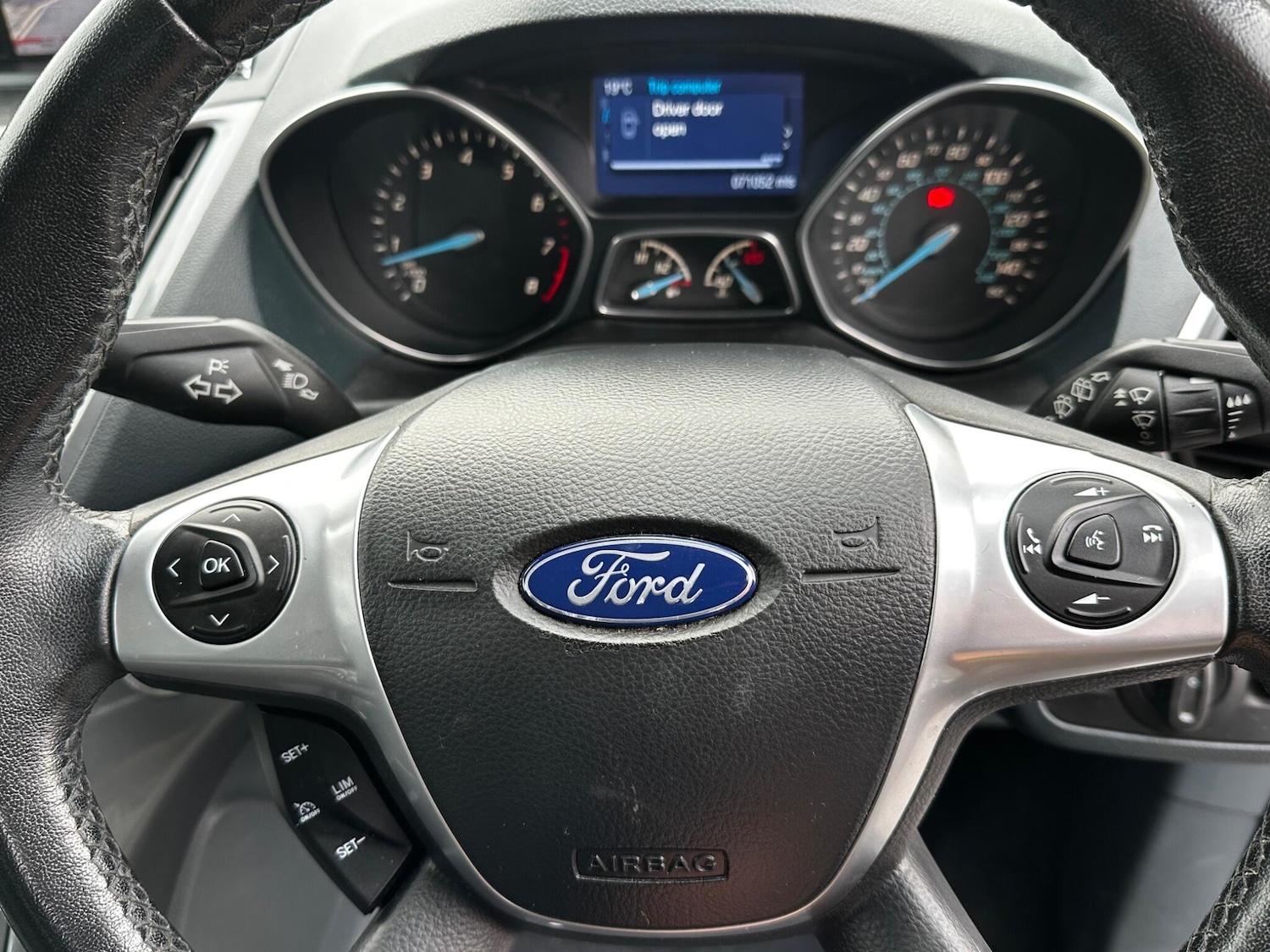 Used Ford Grand C-Max 2015 for sale - 76486000: Photo 14