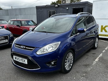 Used Ford Grand C-Max 2015 for sale - 76486000: Photo