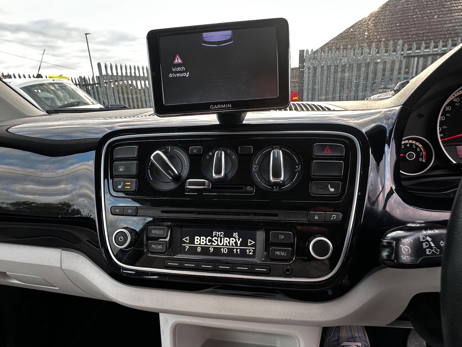 Used Volkswagen up! 2012 for sale - 76561955: Photo 12