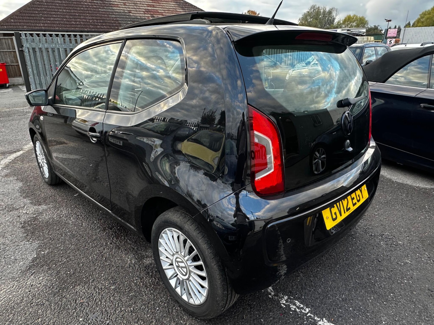 Used Volkswagen up! 2012 for sale - 76561955: Photo 5