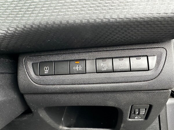 Used Peugeot 2008 2014 for sale - 76215302: Photo 12