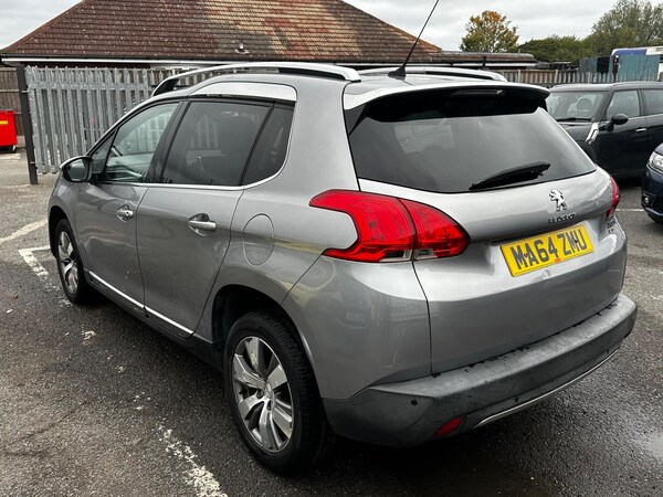 Used Peugeot 2008 2014 for sale - 76215302: Photo 5