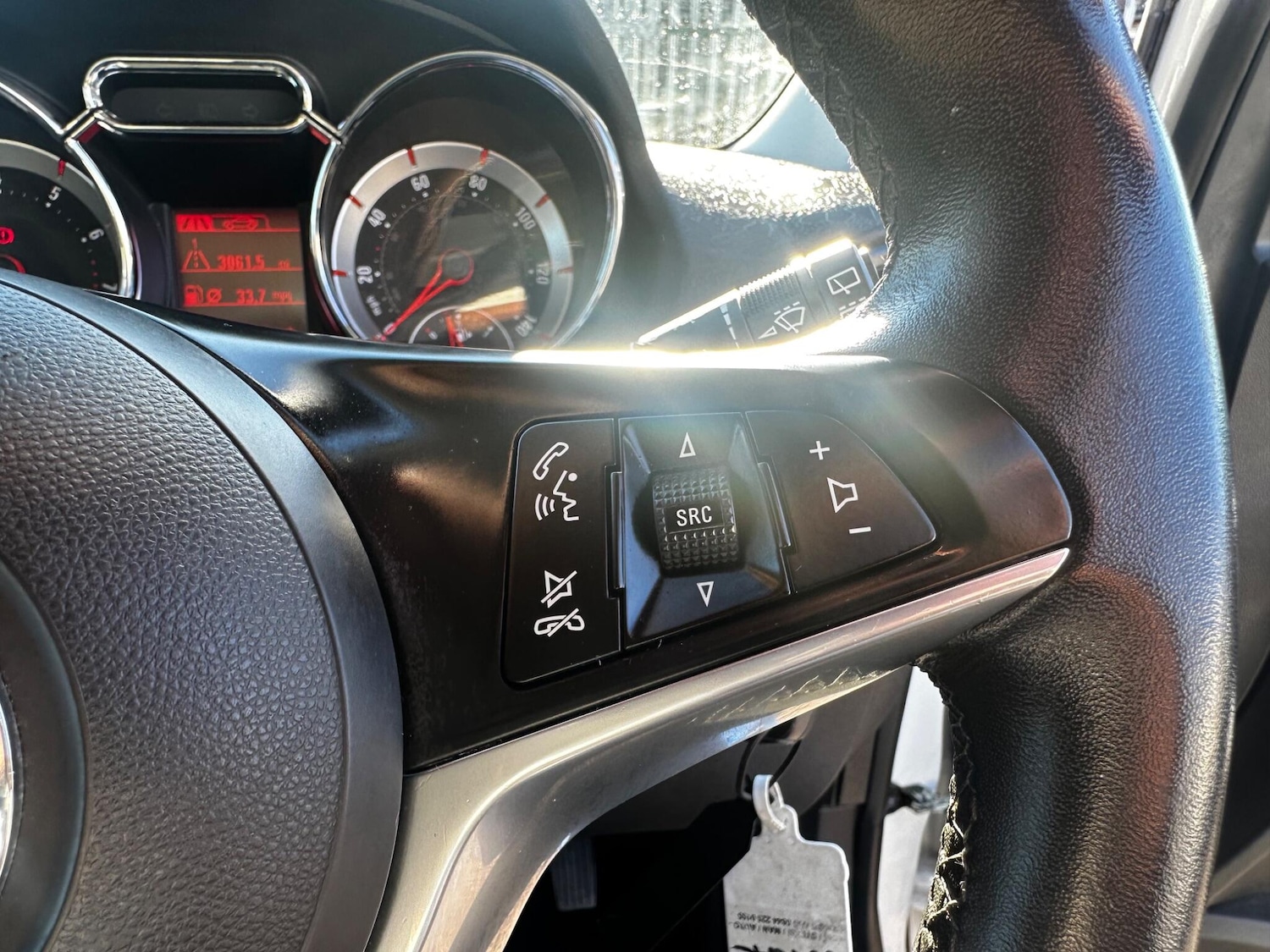 Used Vauxhall ADAM 2015 for sale - 77978371: Photo 21