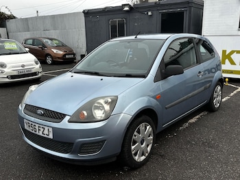 Used Ford Fiesta 2006 for sale - 76592276: Photo