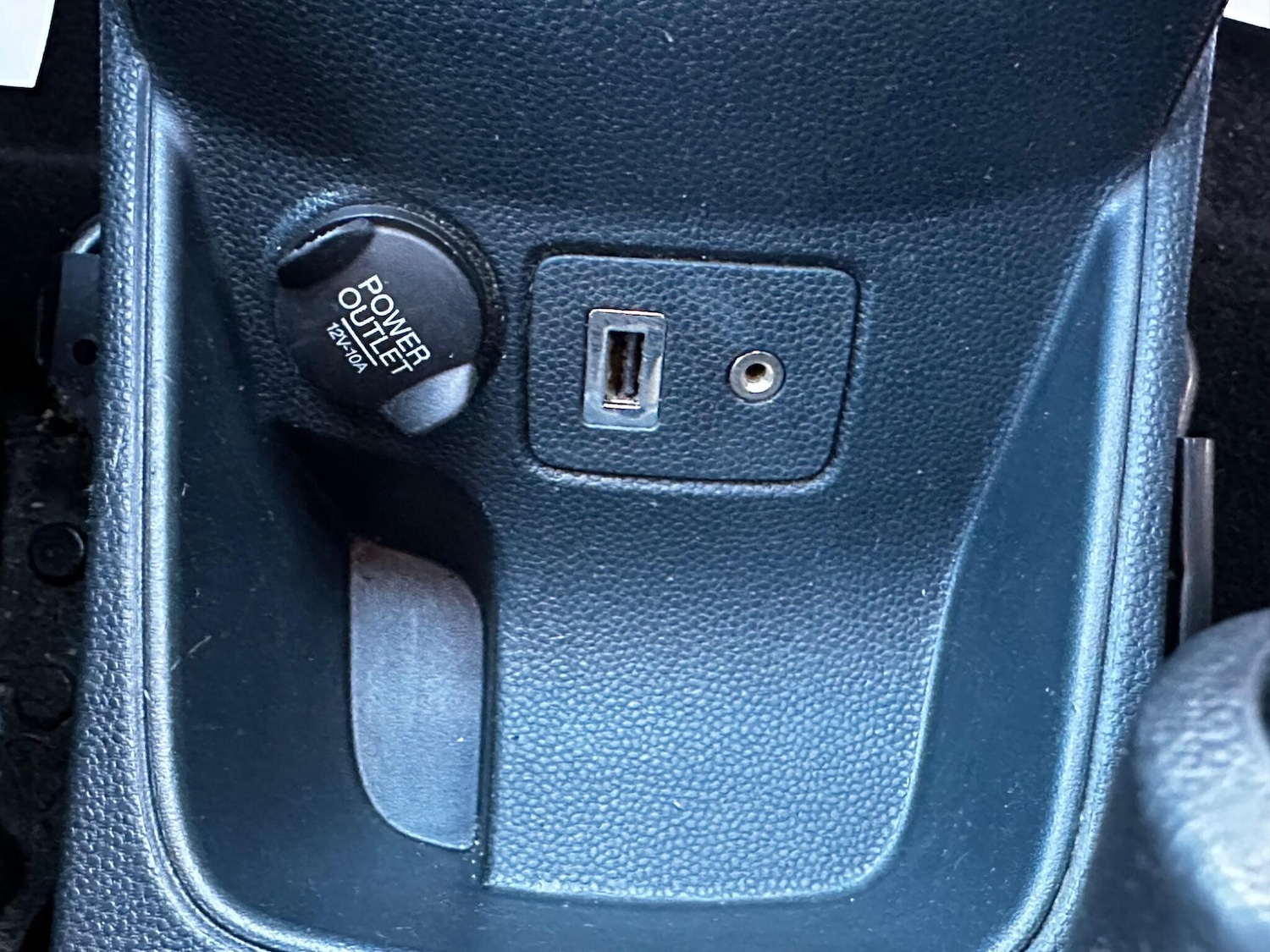 Used Ford Fiesta 2012 for sale - 76620078: Photo 21