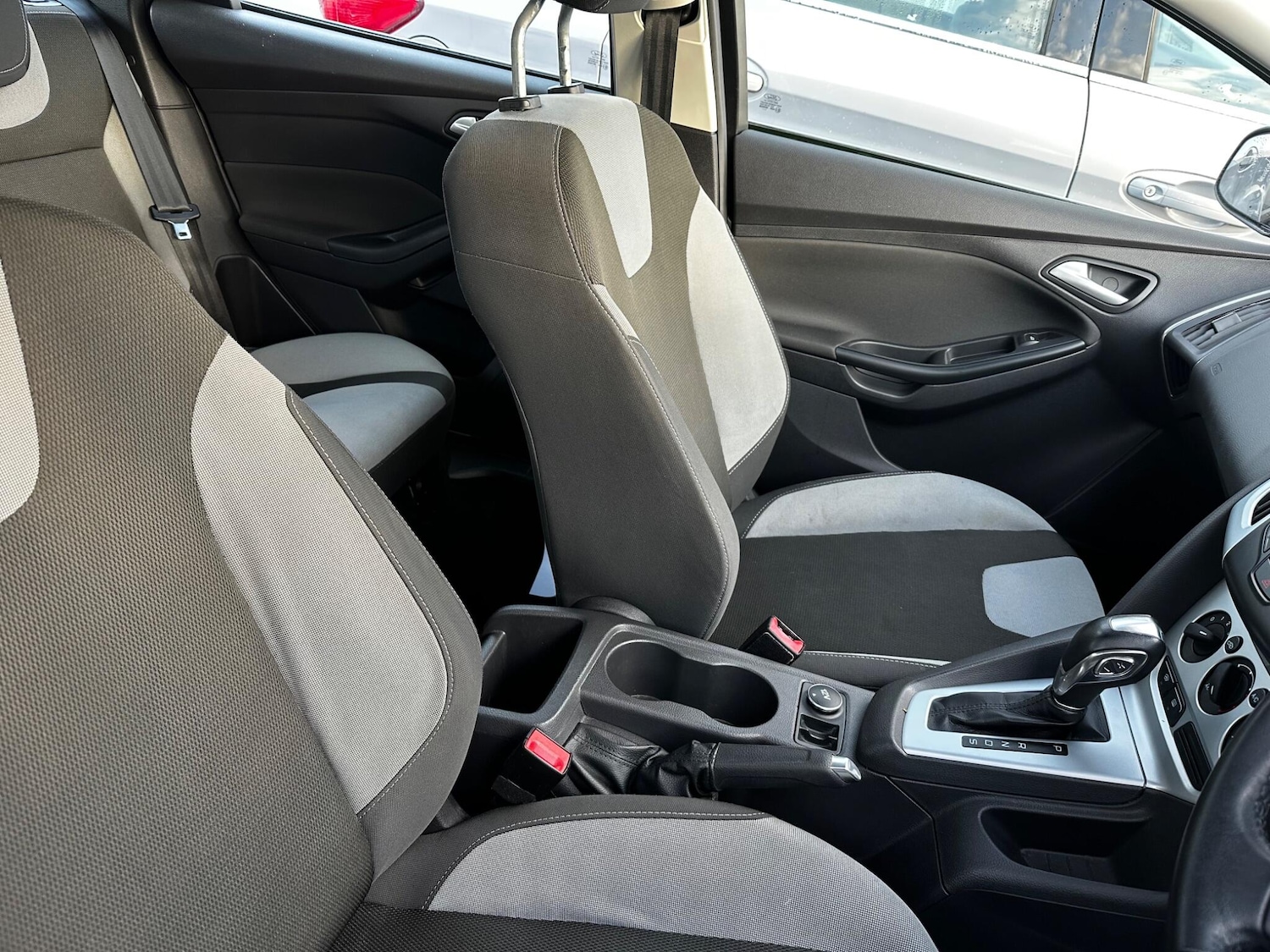 Used Ford Focus 2012 for sale - 76865871: Photo 12