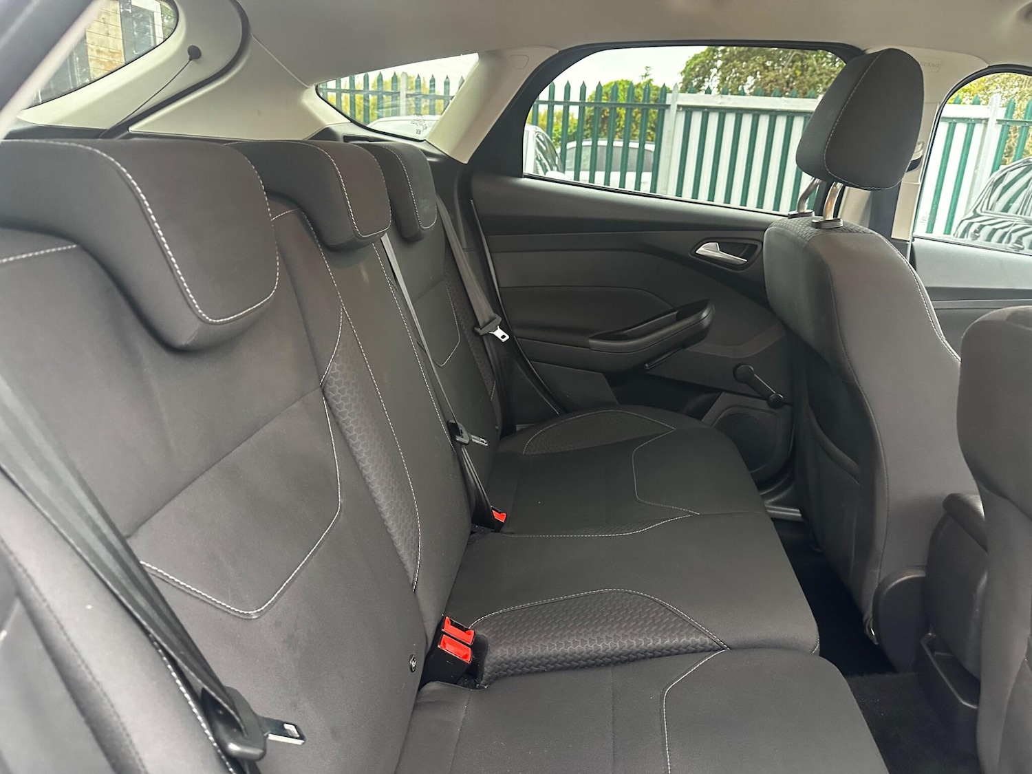 Used Ford Focus 2015 for sale - 76270367: Photo 14