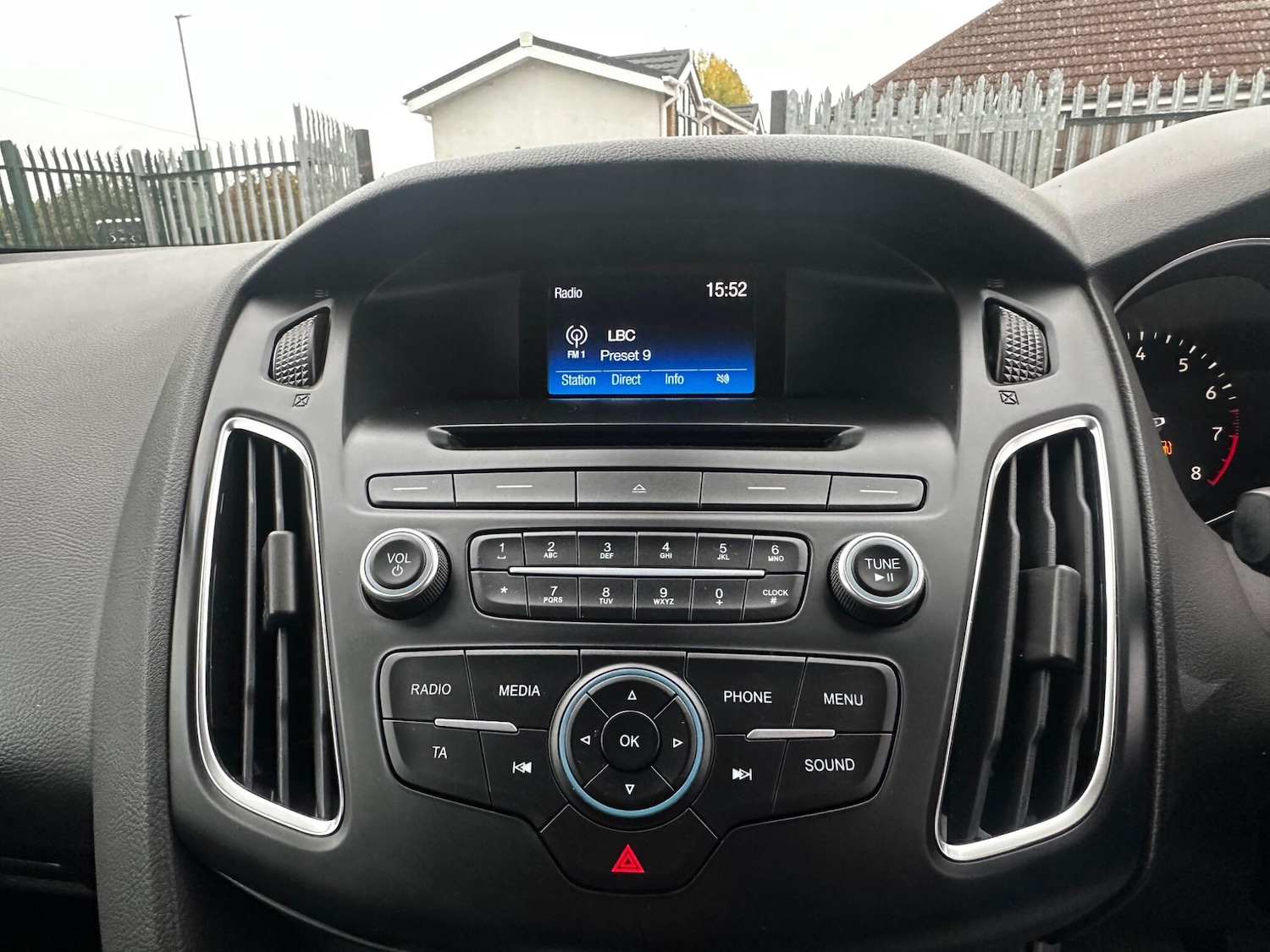 Used Ford Focus 2015 for sale - 76270367: Photo 23