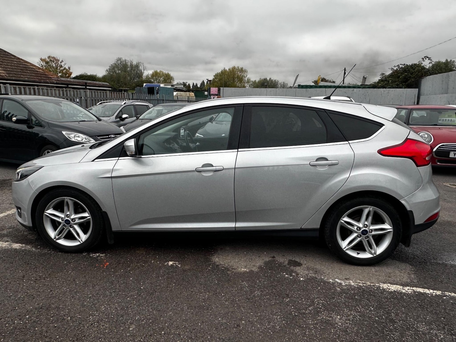 Used Ford Focus 2015 for sale - 76270367: Photo 5