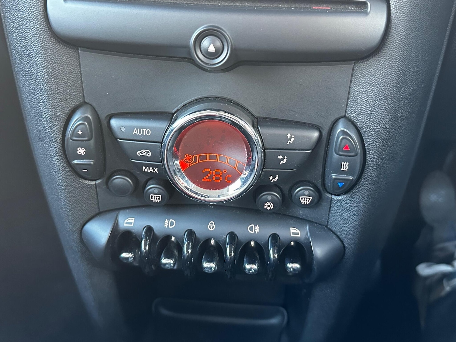 Used MINI Hatch 2011 for sale - 77359041: Photo 21