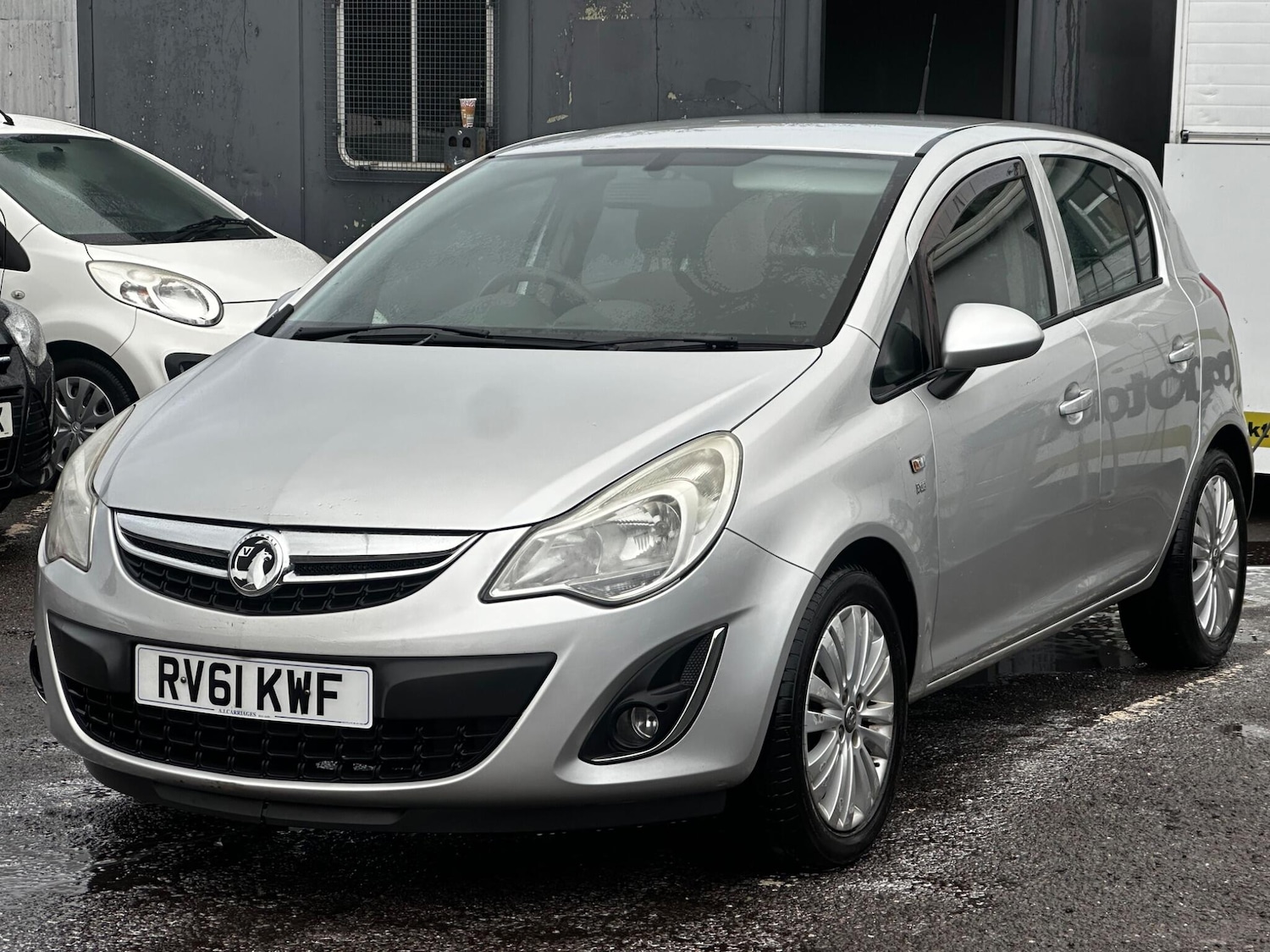 Used Vauxhall Corsa for sale - 77496312: Photo 3