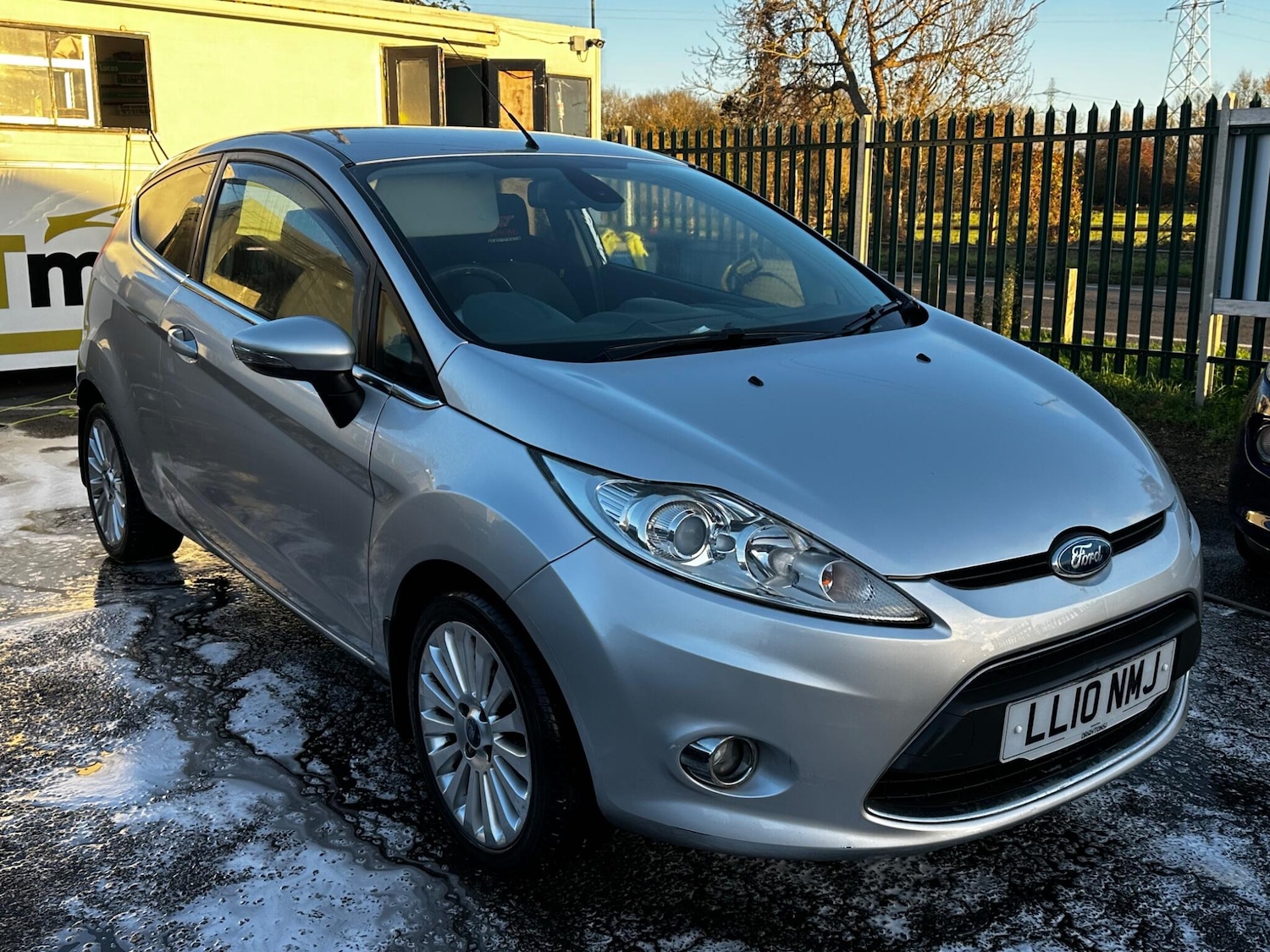 Used Ford Fiesta 2010 for sale - 76849807: Photo 1