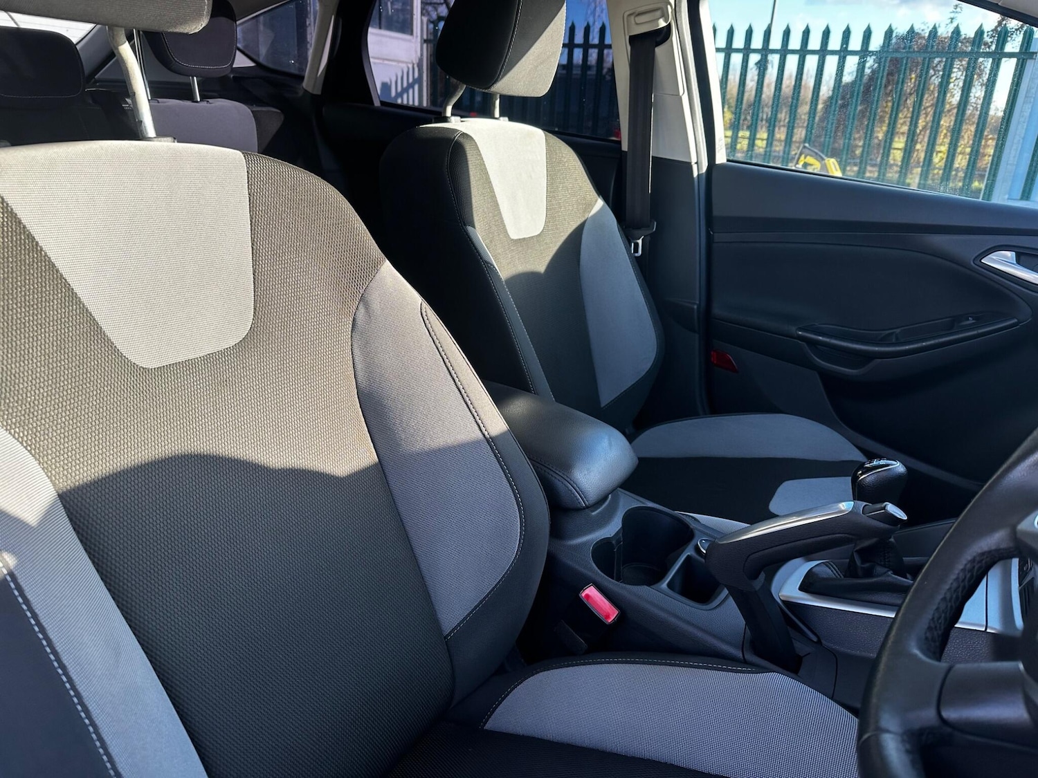 Used Ford Focus 2011 for sale - 76759570: Photo 11