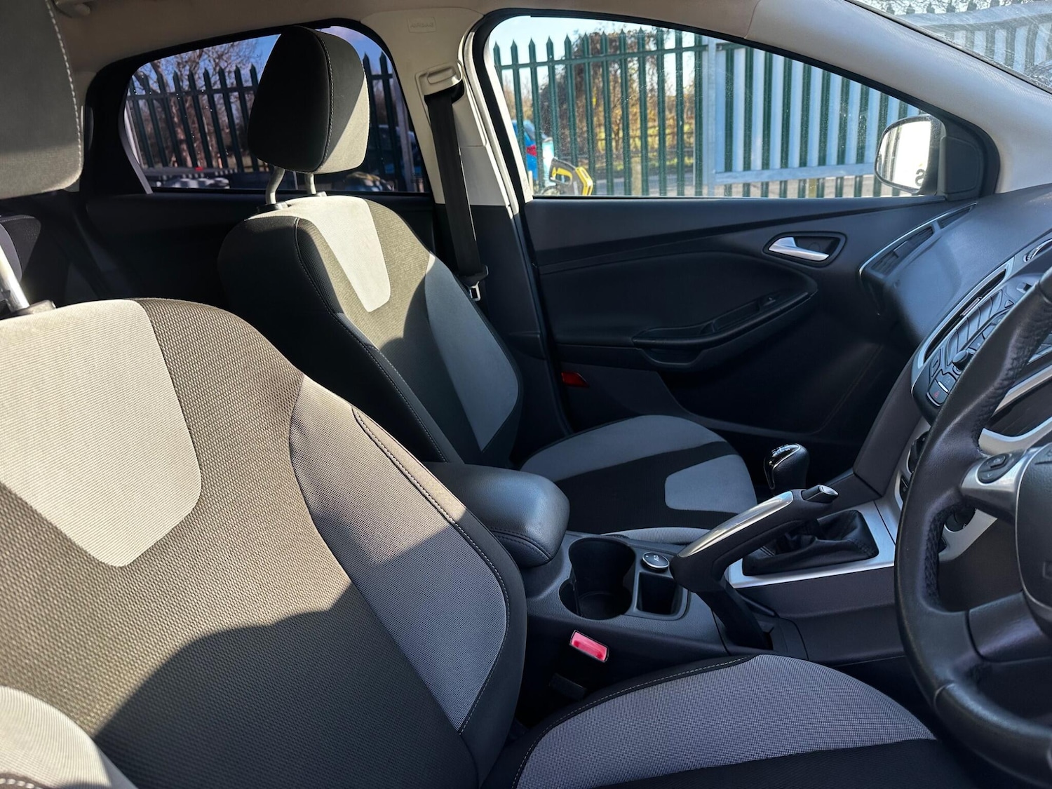 Used Ford Focus 2011 for sale - 76759570: Photo 14