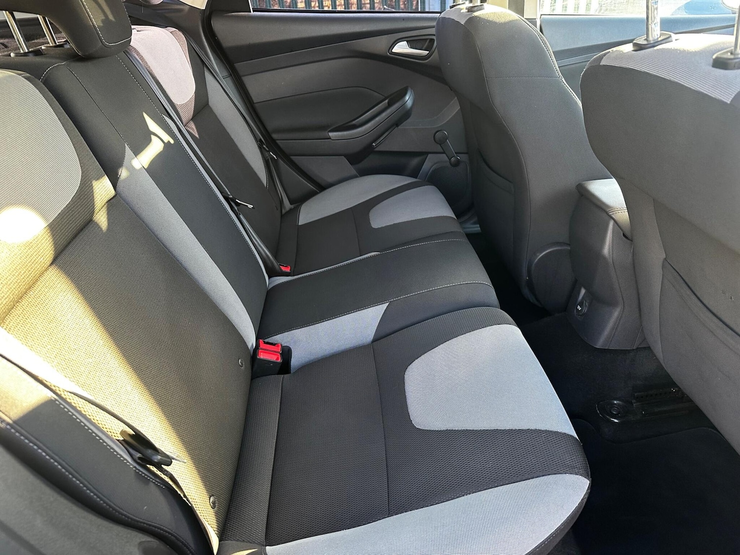 Used Ford Focus 2011 for sale - 76759570: Photo 15